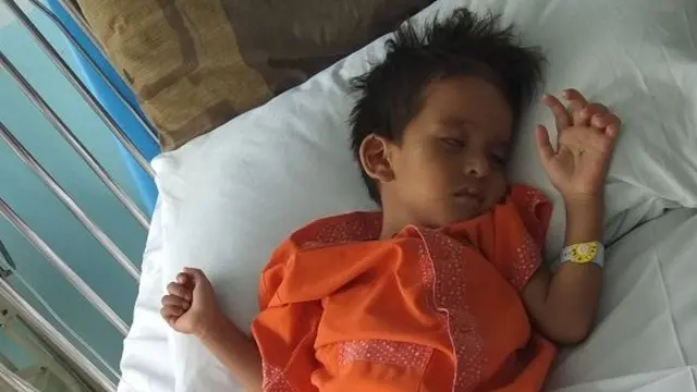 [Bintang] Sakit Ileus Melena Bocah Asdkn Butuh Bantuan dari Netizen