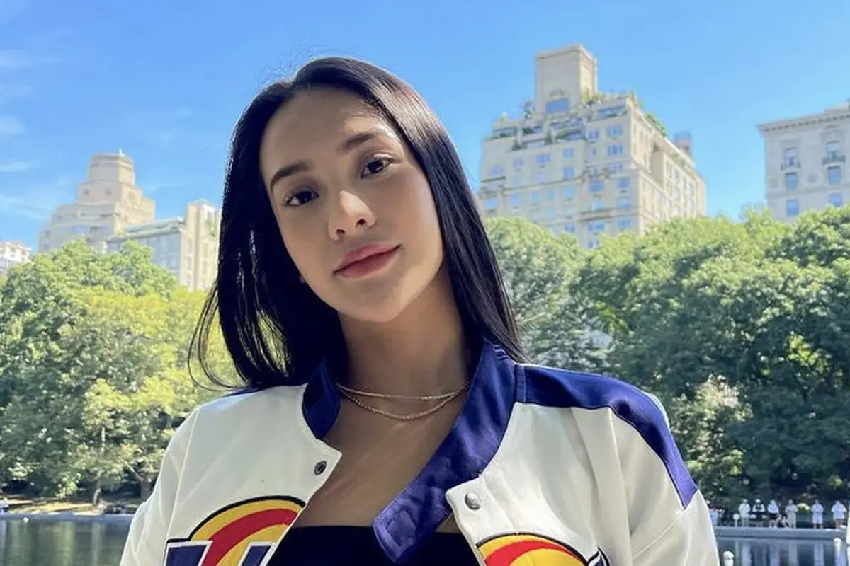 Gaya Anya Geraldine di Amerika Serikat