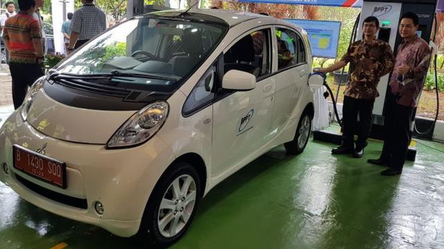 4 Lokasi Pengisian Daya Mobil Listrik Ada di Jakarta dan 