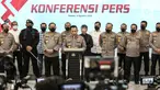 Kapolri Jenderal Listyo Sigit Prabowo bersama jajaran terkait menyampaikan konferensi pers di Gedung Rupatama Mabes Polri, Jakarta, Selasa (9/8/2022). Mantan Kepala Divisi Profesi dan Pengamanan Polri Irjen Ferdy Sambo ditetapkan sebagai tersangka dalam kasus pembunuhan ajudannya, Brigadir J alias Nofriansyah Yoshua Hutabarat. (Liputan6.com/Faizal Fanani)