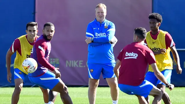 Foto: 7 'Dosa' Ronald Koeman di Barcelona