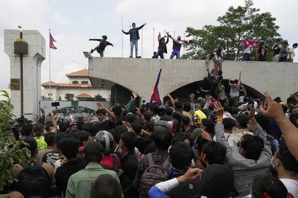 Gedung Parlemen hingga Hotel Mewah, Aksi Protes Massa Nepal Targetkan Kaum Elite