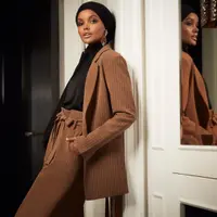 Inspirasi gaya Halima Ayden (Foto: Halima/ Instagram)