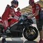 Andrea Dovizioso harus manfaatkan momentum Honda Repsol (Mohd RASFAN / AFP)