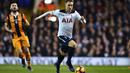 Pemain Tottenham Hotspur, Christian Eriksen  mencetak dua gol saat timnya menghempaskan Hull City pada lanjutan Premier League pekan ke-16 di White Hart Lane, London, (14/12/2016). (AFP/Glyn Kirk)