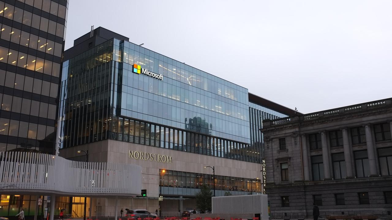 Kapitalisasi Pasar Microsoft Sentuh USD 3 Triliun Tersengat Euforia Kecerdasan Buatan