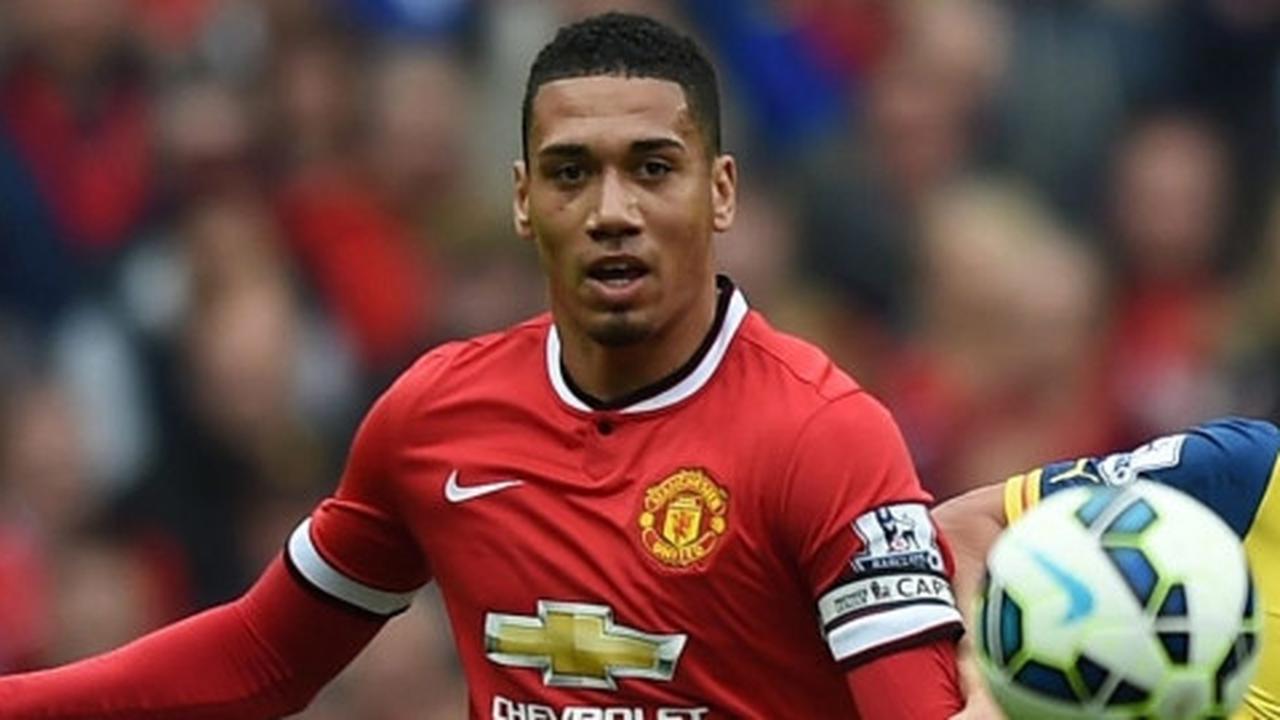 Raih kemenangan perdana, Smalling puji penggawa anyar MU
