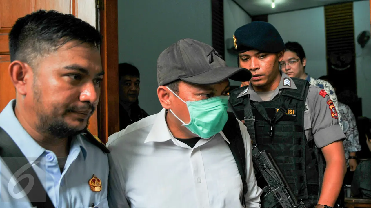 20160503-Ada Apa Gerangan Gayus Tambunan Hadir di PN Jaksel?