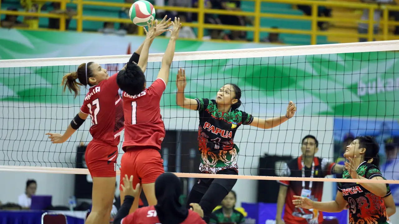 Voli Puteri PON 2016 (Helmi Fithriansyah/Liputan6.com)