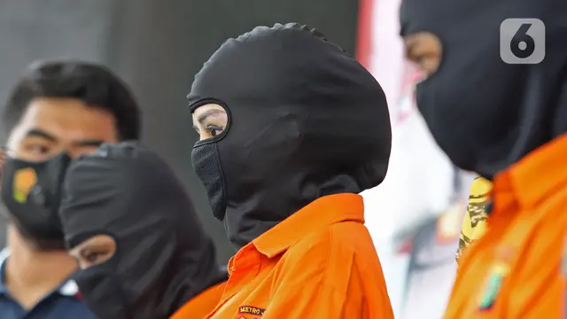 Artis Cynthiara Alona Jadi Tersangka Kasus Dugaan Prostitusi Online