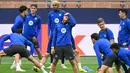 Sepanjang musim ini, Barcelona juga dikenal memiliki performa yang kuat dan serangan yang efektif, terutama dengan pemain muda seperti Lamine Yamal dan Raphinha. (Piero CRUCIATTI/AFP)