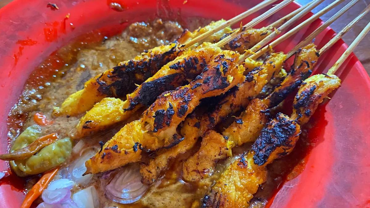 22 Rekomendasi Tempat Makan Enak di Surabaya yang Terkenal, Wajib Masuk Daftar Kuliner 2025