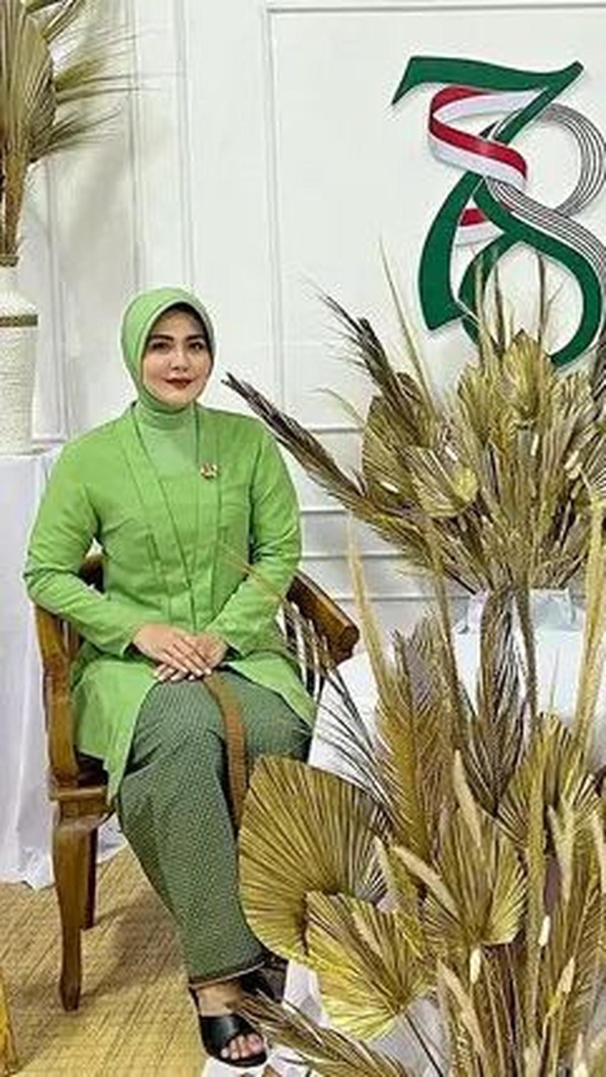 Kebanya Warna Hijau&nbsp;