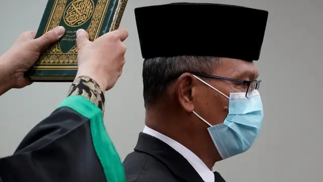 Pelantikan Achmad Yurianto sebagai Staf Ahli Menteri Kesehatan di Bidang Teknologi Kesehatan dan Globalisasi di kantor Kemenkes, Jakarta pada Jumat, 23 Oktober 2020. (Foto: Humas Kemenkes)