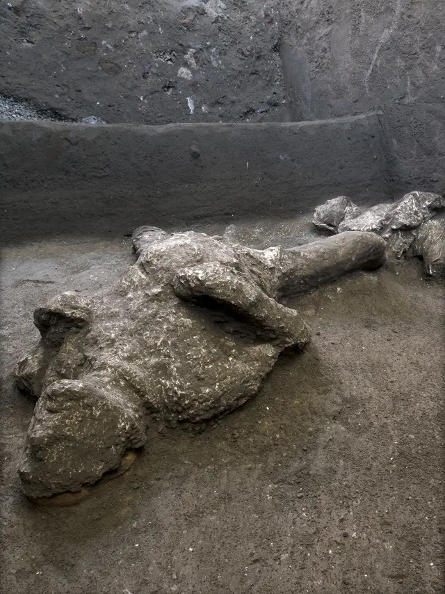 Jasad Penduduk Korban Erupsi Gunung Vesuvius Ditemukan di Pompeii