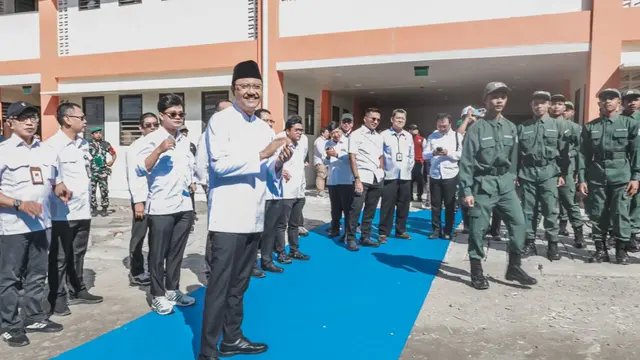 Atraksi Siswa hingga Pidato Tiga Bahasa Meriahkan Open House Sekolah Rakyat