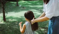 Ingin Anak Terbuka pada Orangtua? 8 Kebiasaan yang Perlu Dibangun Sejak Dini