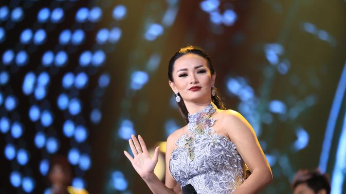 Dikira Asli Ternyata Tas Palsu, Zaskia Gotik Rugi Ratusan 