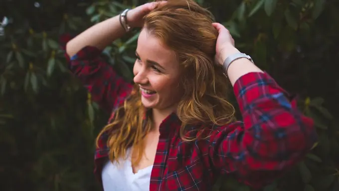 Psst, Ada yang Diam-diam Jatuh Cinta sama Kamu, Nih!