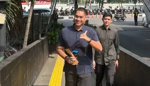 Penampilan Baru Dito Ariotedjo Saat Penuhi Panggilan KPK