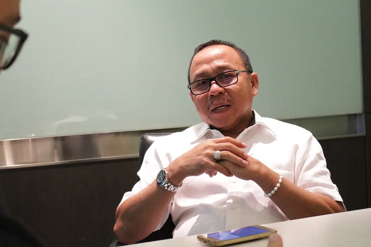 Bupati Pasangkayu, Agus Ambo Djiwa