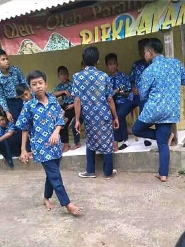 Meski Bikin Ngakak, Kreatifnya Orang Indonesia Saat Selesaikan Masalah Bisa Kamu Tiru