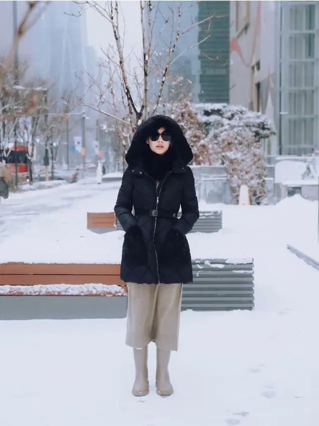 Gaya Liburan Bunga Citra Lestari Tampil Fashionable Bersama Anak dan Suami, Tiko Aryawardhana Sempat Dikira Ashraf Sinclair