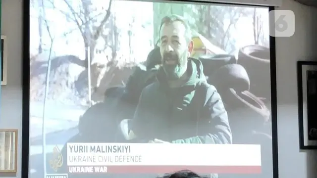 Pemutaran video situasi Kota Kyiv setelah terjadinya invasi besar-besaran oleh Rusia.