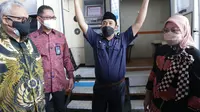 Menaker Ida Tinjau Aktivasi Rekening Pekerja Penerima BSU pada Sektor Jasa Transportasi