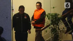 Hasto Kristiyanto ditahan KPK terkait kasus dugaan suap pengurusan pengganti antar waktu anggota DPR dan perintangan penyidikan buron Harun Masiku. (Liputan6.com/Angga Yuniar)