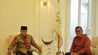 Ketua Dewan Pembina Islam Nusantara Foundation (INF), Prof.Dr.KH Said Aqil Siroj menerima kunjungan Silaturahmi Sekretaris Jenderal PDI Perjuangan, Hasto Kristiyanto, Selasa (28/3/2023). (Dok. Istimewa)