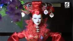 Untuk pertama kalinya London Fashion Doll festival digelar di Inggris, dihadiri sejumlah desainer dan kolektor dari seluruh dunia.