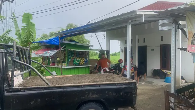 Rumah Fadly Alberto di Desa Banjarsari, Kecamatan Trucuk, Kabupaten Bojonegoro
