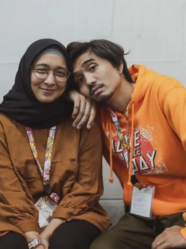 Jarang diterpa gosip miring, Duta dan keluargaya terlihat begitu harmonis.