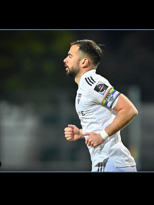 Potret Jordi Amat pesepak bola asal Spanyol yang akan gabung timnas