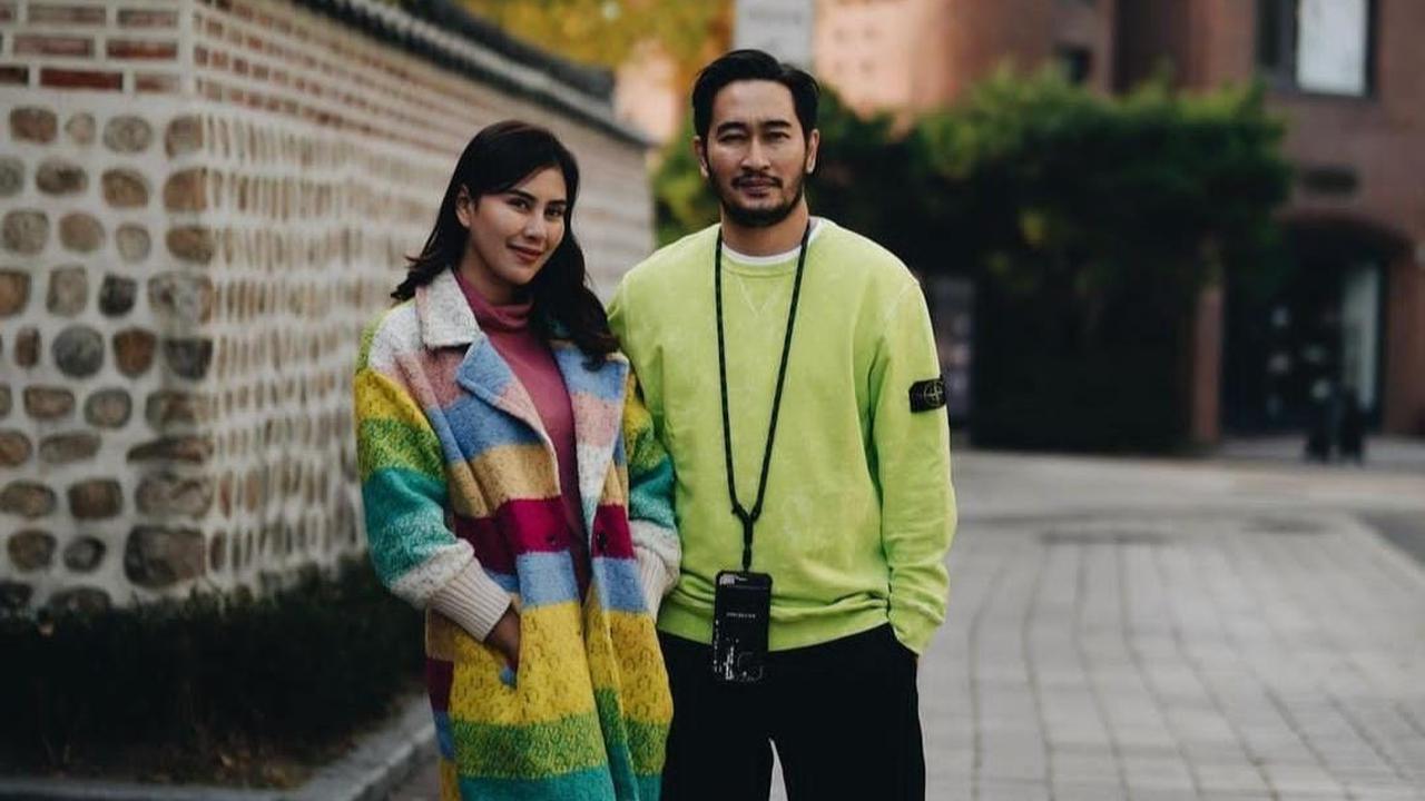 Memiliki suami yang baik dan dua anak menggemaskan, artis kerap disapa Nanas itu mengaku kurang bersyukur dengan apa yang sudah dimiliki selama ini.