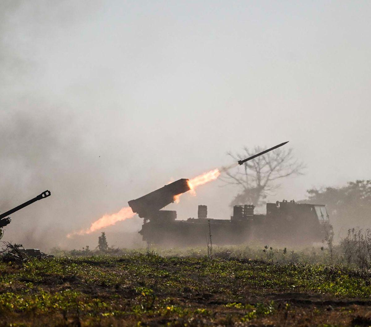 <b>Latihan gabungan Super Garuda Shield 2023 yang diikuti 17 negara peserta dan observer ditutup dengan&nbsp;pelaksanaan Combined Arms Life Fire Exercise (Calfex).&nbsp;</b>