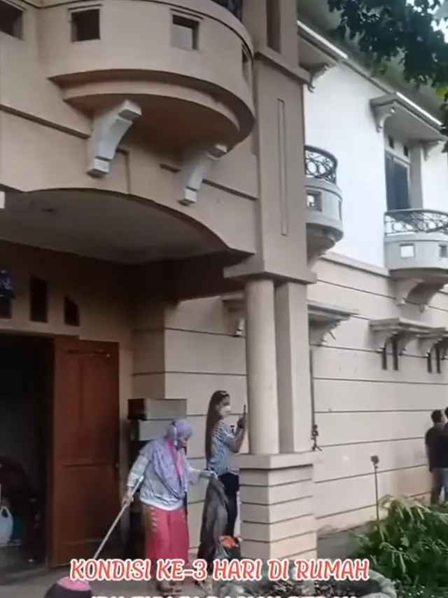 Rumah Mewah Ibu Eny