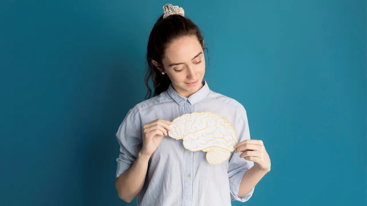 5 Aktivitas Sehari-hari yang Bisa Mengaktifkan Otak Kanan (photo by freepik.com)