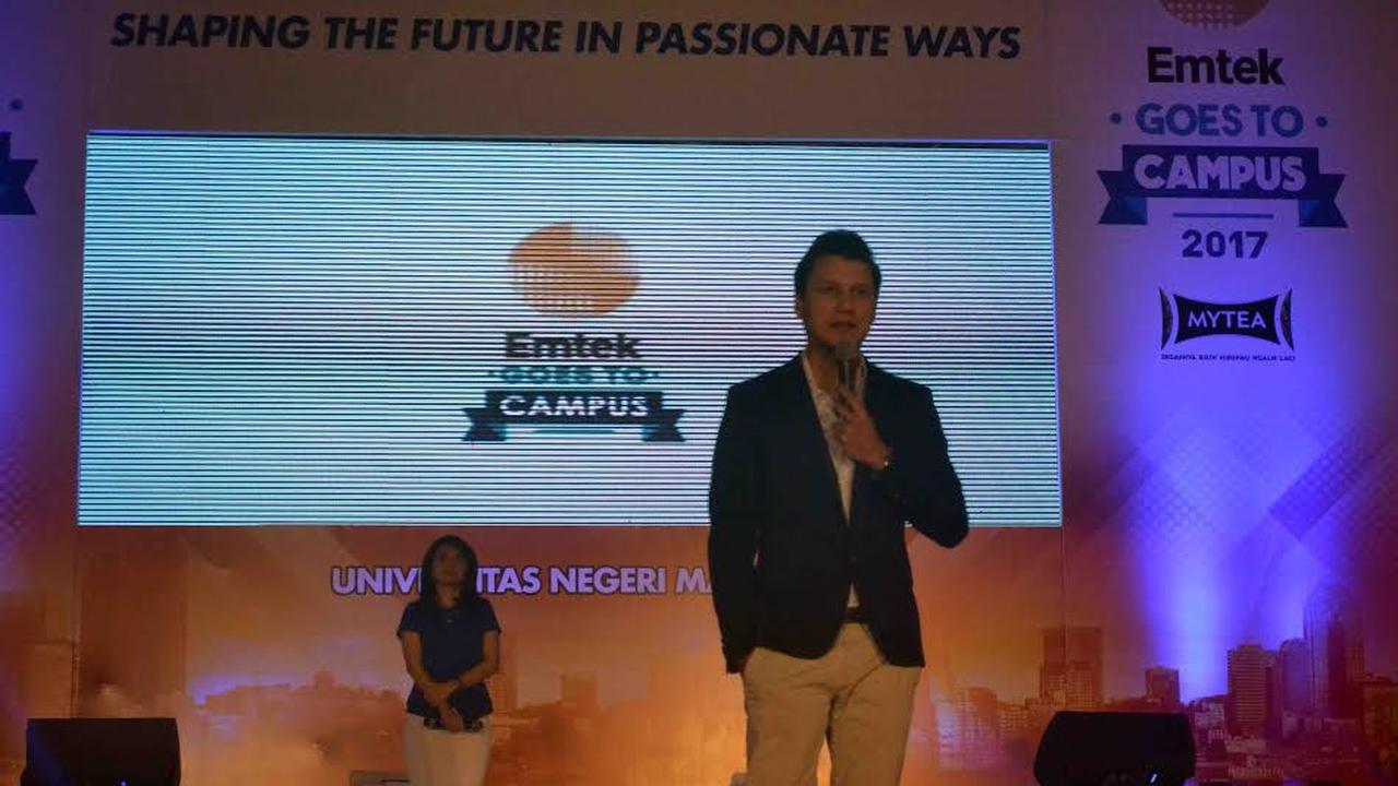 Christian Sugiono menjadi salah satu pembicara dalam acara Emtek Goes To Campus (EGTC) 2017 di Universitas Negeri Malang, Jawa Timur