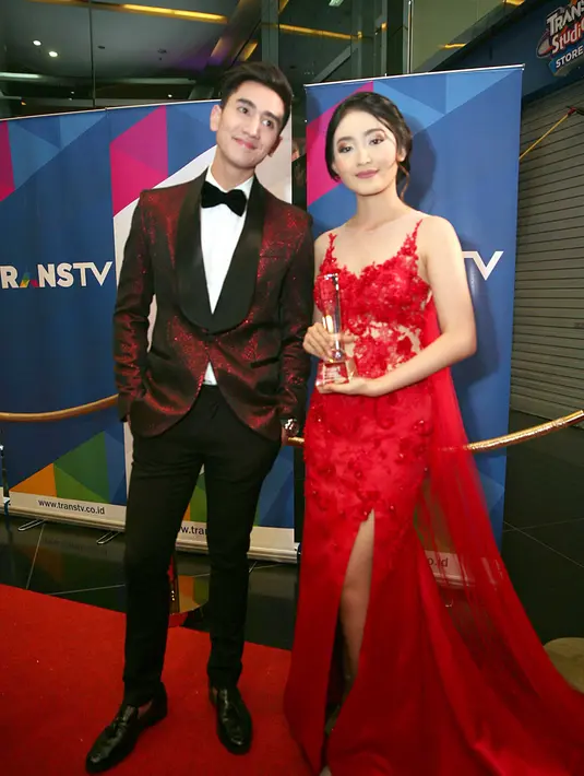 Seperti yang sudah diberitakan sebelumnya, kedekatan Verrell Bramasta dan Natasha Wilona ini muncul saat keduanya berada dalam satu judul film yang sama, Anak Sekolahan. Setelah itu, keduanya pun semakin dekat. (Nurwahyunan/Bintang.com)