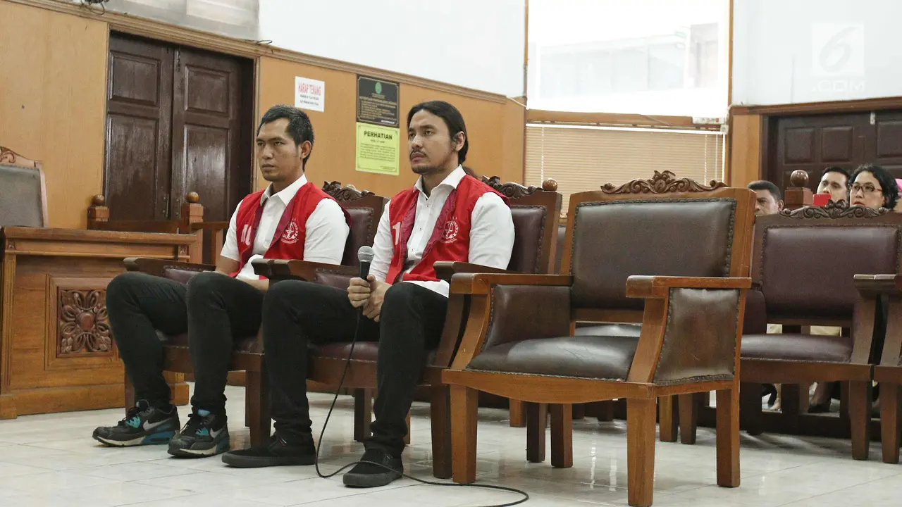 Ello Divonis 9 Bulan Rehabilitasi