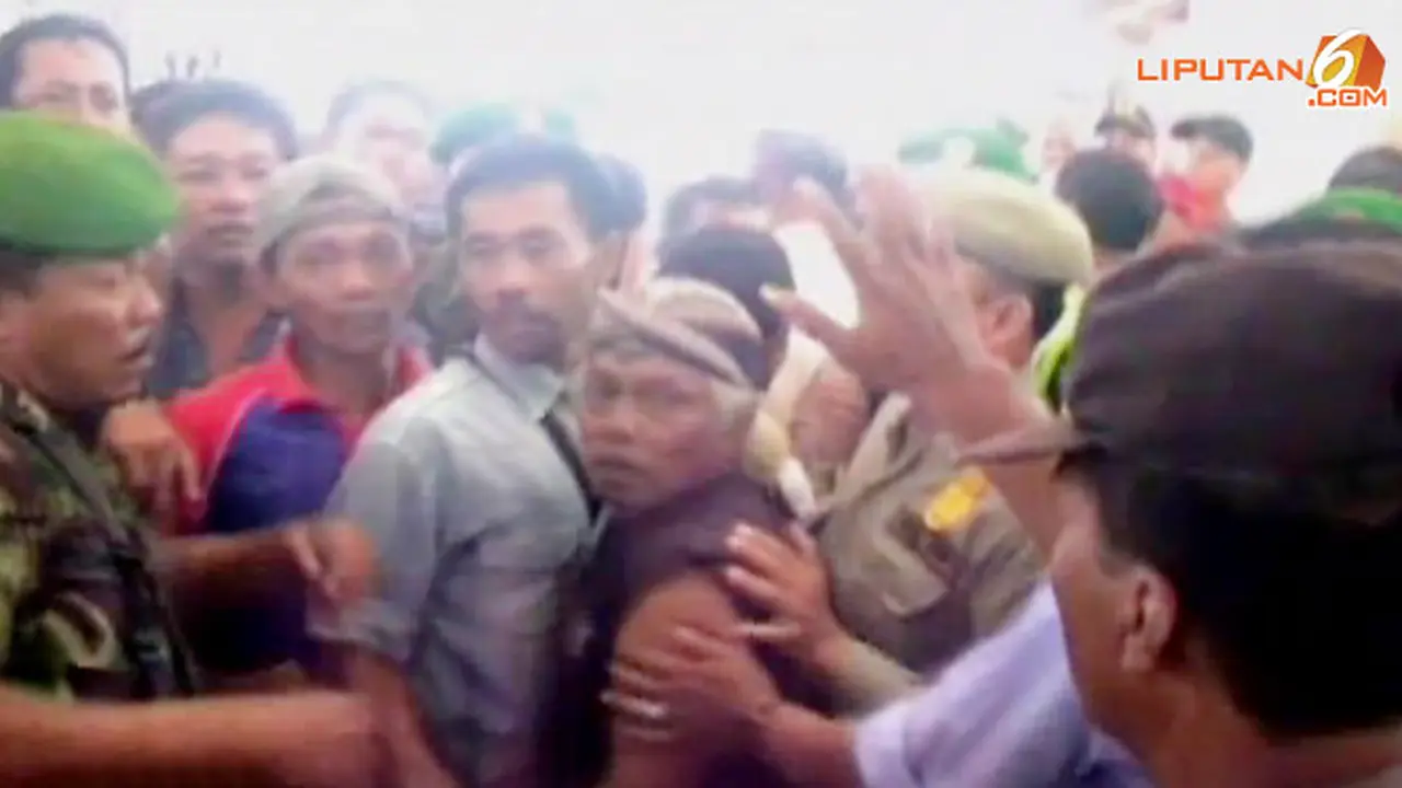 asongan-ricuh-130705c.jpg