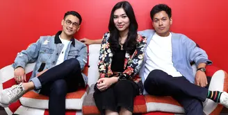 Tiga penyanyi solo Tanah Air berkolaborasi dalam satu proyek. Afgan Syahreza, Isyana Sarasvati dan Rendy Pandugo kolaborasi dan menghasilkan single berjudul Heaven. (Daniel Kampua/Bintang.com)