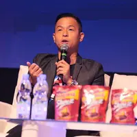 Jadi pembicara dalam XYZ Day 2018, Ernest Prakasa bagikan strategi konten kreatif.