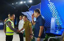 Dua Kali Terima Pin Emas, Dirjen Keuangan Daerah Agus Fatoni Raih Penghargaan Kapolri atas Dedikasi Kesamsatan