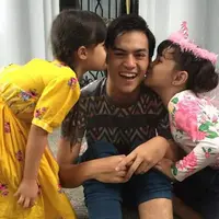 Rizky Nazar, salah seorang pemain utama serial Elif Indonesia. foto: twitter