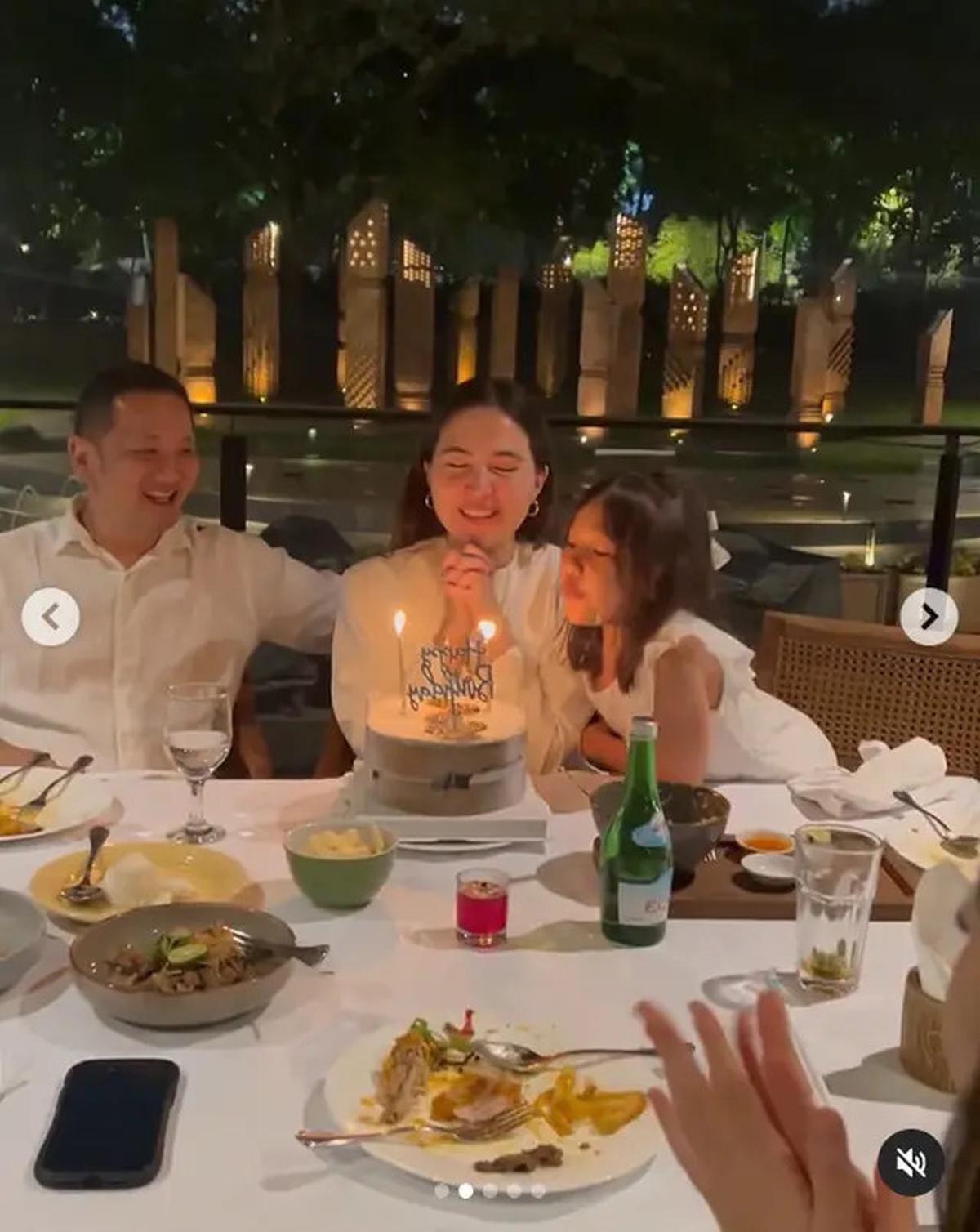 6 Potret Ulang Tahun Olivia Jensen ke-32, Perayaan Sederhana Bareng Keluarga