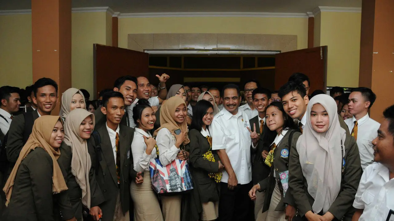 Menpar Arief Yahya Launching SBM-STAPP Pariwisata di Makassar