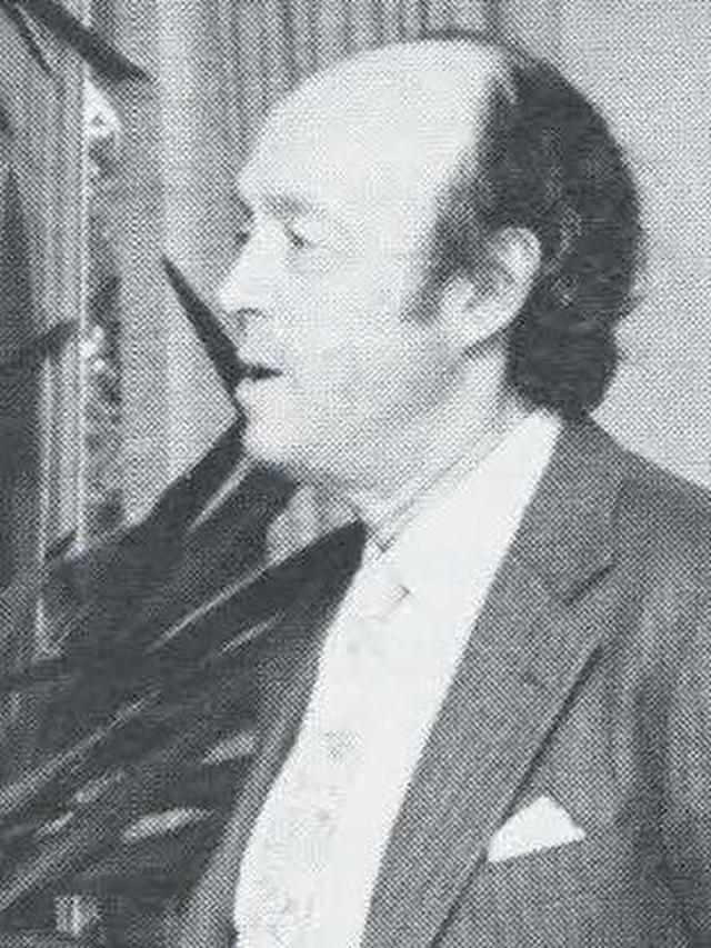 Anthony Lewis.(wikipedia.org)